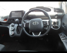 Toyota Sienta 2019