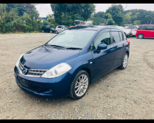 Nissan Tiida 2010