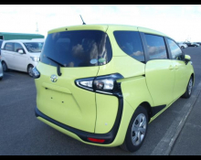 Toyota Sienta 2021