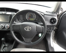 Toyota Corolla Axio 2015