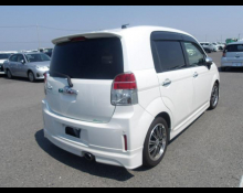 Toyota Spade 2018