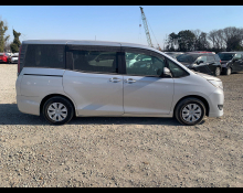 Toyota Noah 2020