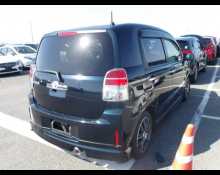 Toyota Spade 2020