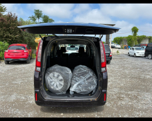 Toyota Noah 2014