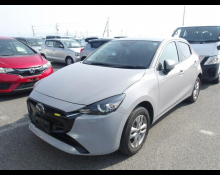 Mazda Mazda2 2023