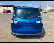 Toyota Sienta 2016