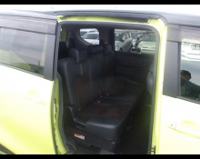 Toyota Sienta 2019