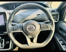 Nissan Serena 2018