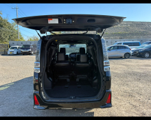 Toyota Voxy 2018