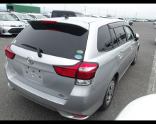 Toyota Corolla Fielder 2019