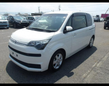 Toyota Spade 2018