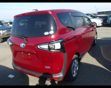 Toyota Sienta 2019