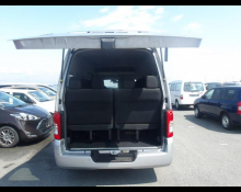 Nissan Caravan Van 2022