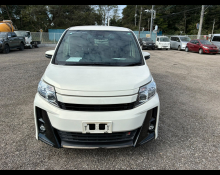 Toyota Noah 2017