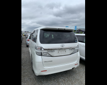 Toyota Vellfire 2012