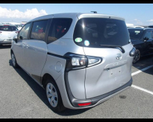 Toyota Sienta 2019