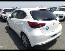 Mazda Mazda2 2022
