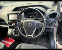 Toyota Voxy 2019