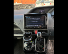 Toyota Voxy 2017