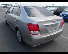 Toyota Corolla Axio 2013