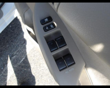 Toyota Corolla Axio 2011