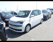 Toyota Spade 2020
