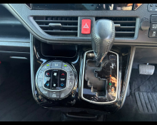 Toyota Voxy 2018