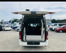 Toyota Hiace Commuter 2012