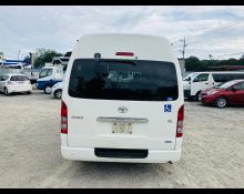 Toyota Hiace Commuter 2012