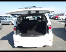 Toyota Corolla Rumion 2010