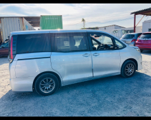 Toyota Noah 2020