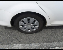 Toyota Corolla Axio 2012