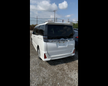 Toyota Voxy 2018
