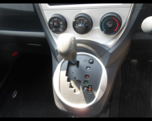 Toyota Ractis 2013