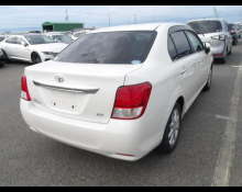 Toyota Corolla Axio 2014