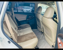 Toyota Vanguard 2012