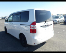 Toyota Noah 2013