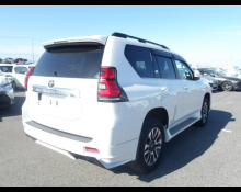 Toyota Land Cruiser Prado 2023