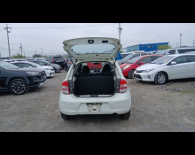 Nissan March 2012