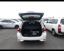 Toyota Corolla Fielder 2015