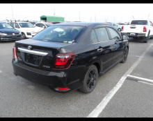 Toyota Corolla Axio 2018