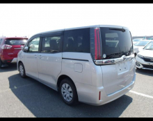Toyota Noah 2018