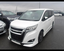 Toyota Esquire 2019