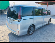 Toyota Noah 2020