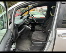 Toyota Esquire 2019