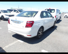 Toyota Corolla Axio 2018