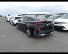 Toyota Prius PHEV 2022