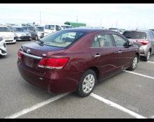 Toyota Premio 2018