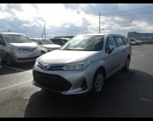 Toyota Corolla Fielder 2018