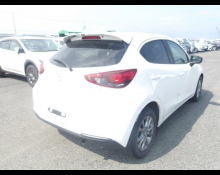 Mazda Mazda2 2022